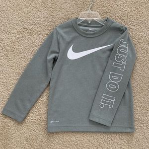 Nike long sleeve shirt